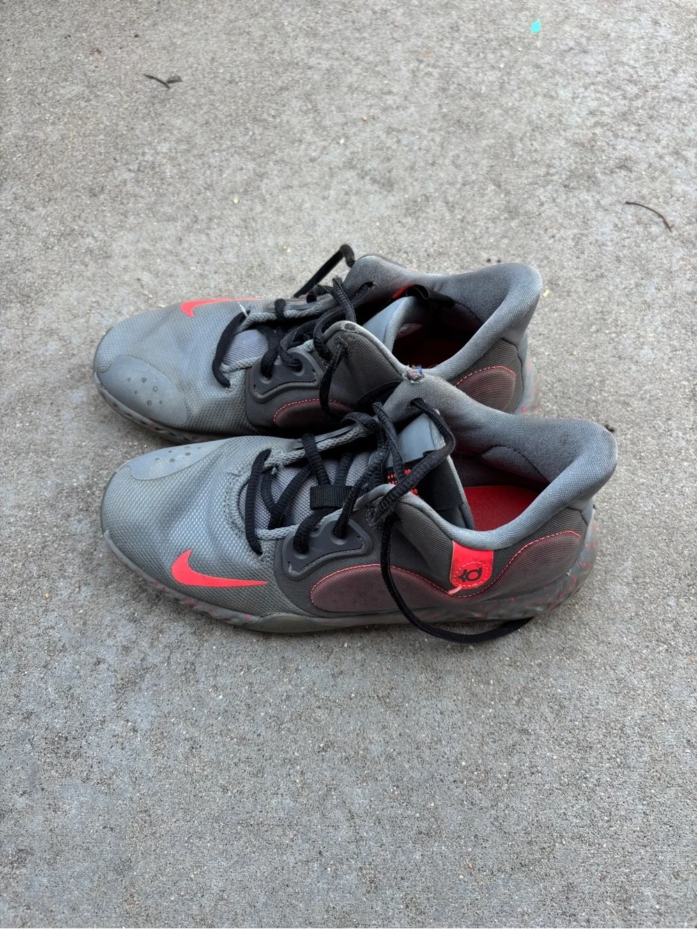 Nike kids  Gray Athletic Shoes with Coral Swoosh